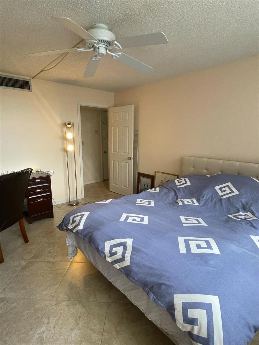 3161 S Ocean Dr #306 Hallandale Beach, FL 33009