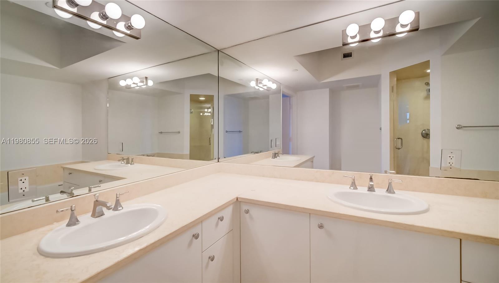 20000 E Country Clb Dr #512 Aventura, FL 33180