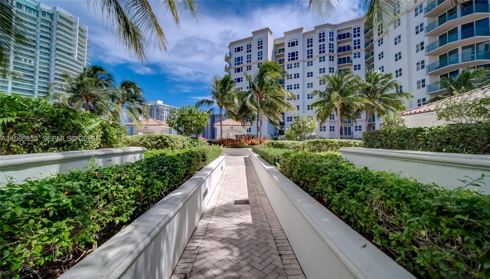 20000 E Country Clb Dr #512 Aventura, FL 33180