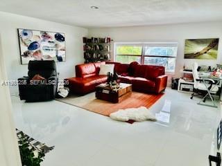 1940 NE 186th Dr North Miami Beach, FL 33179