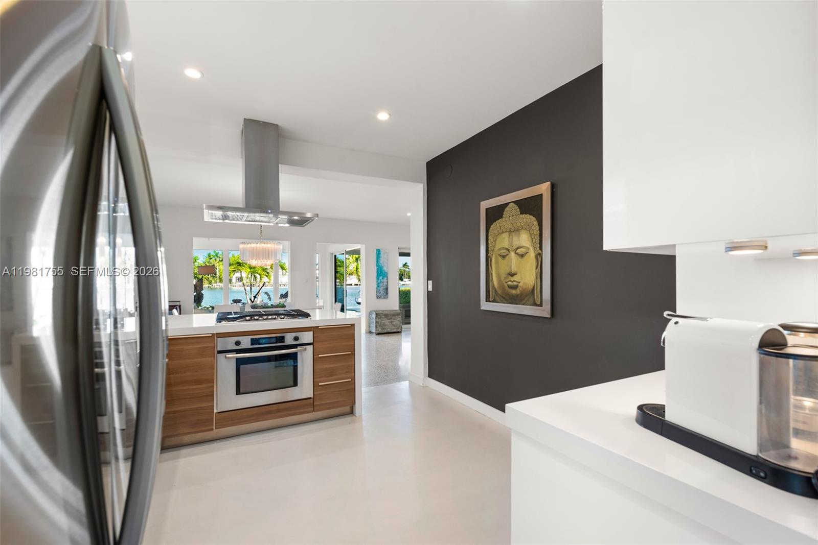 365 N Shore Dr Miami Beach, FL 33141