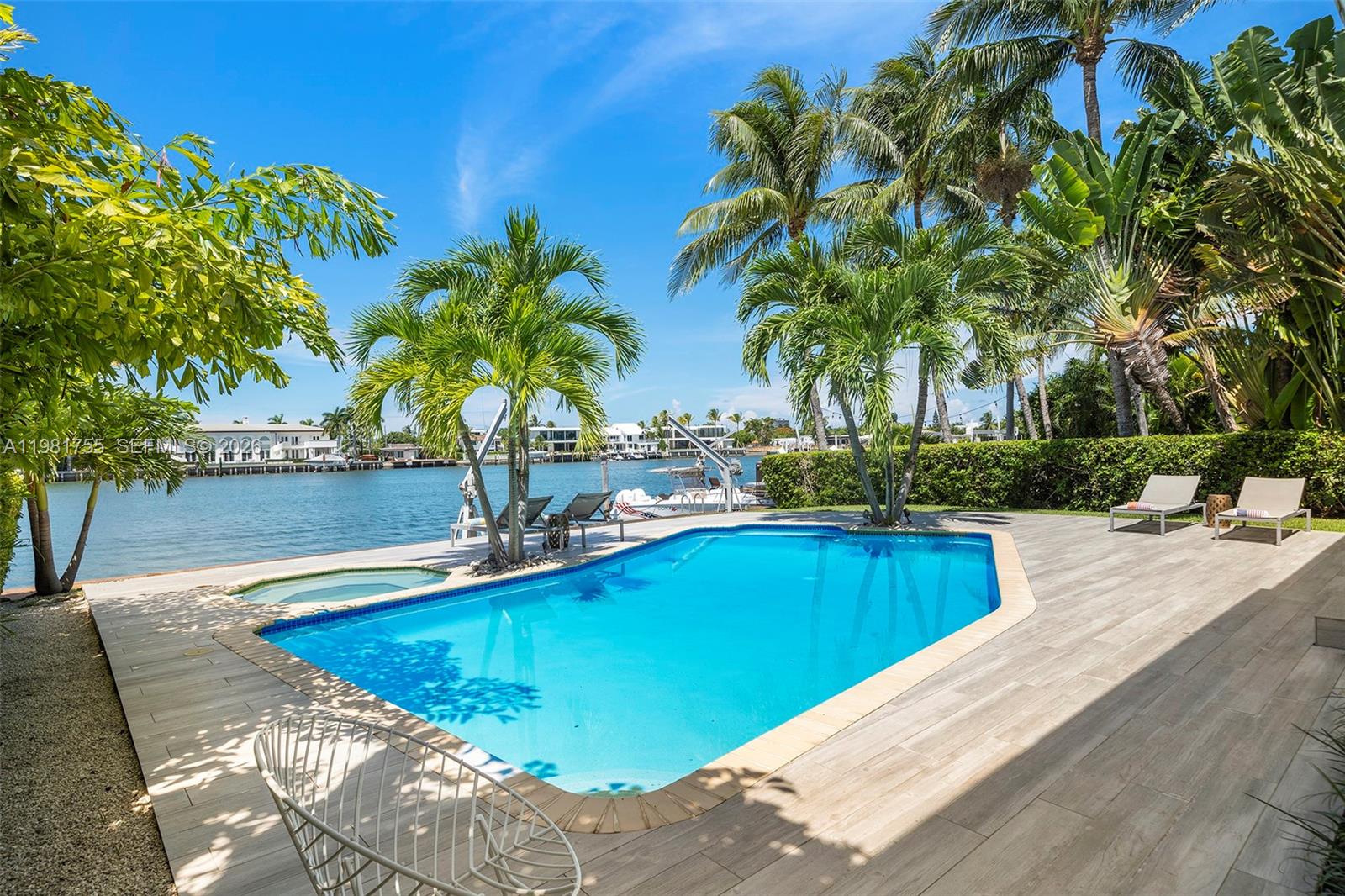 365 N Shore Dr Miami Beach, FL 33141