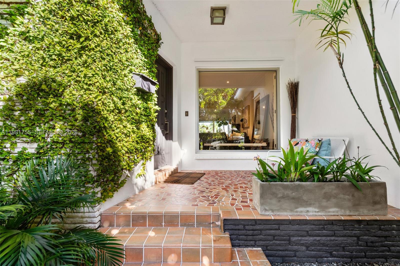 365 N Shore Dr Miami Beach, FL 33141