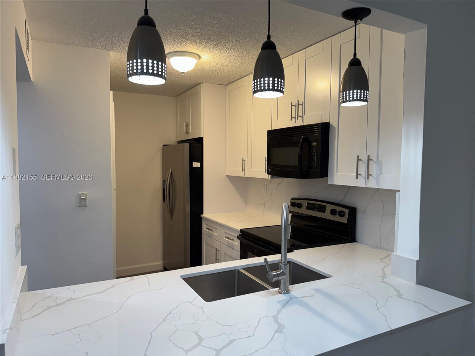 15610 SW 80th St #J-105 Miami, FL 33193