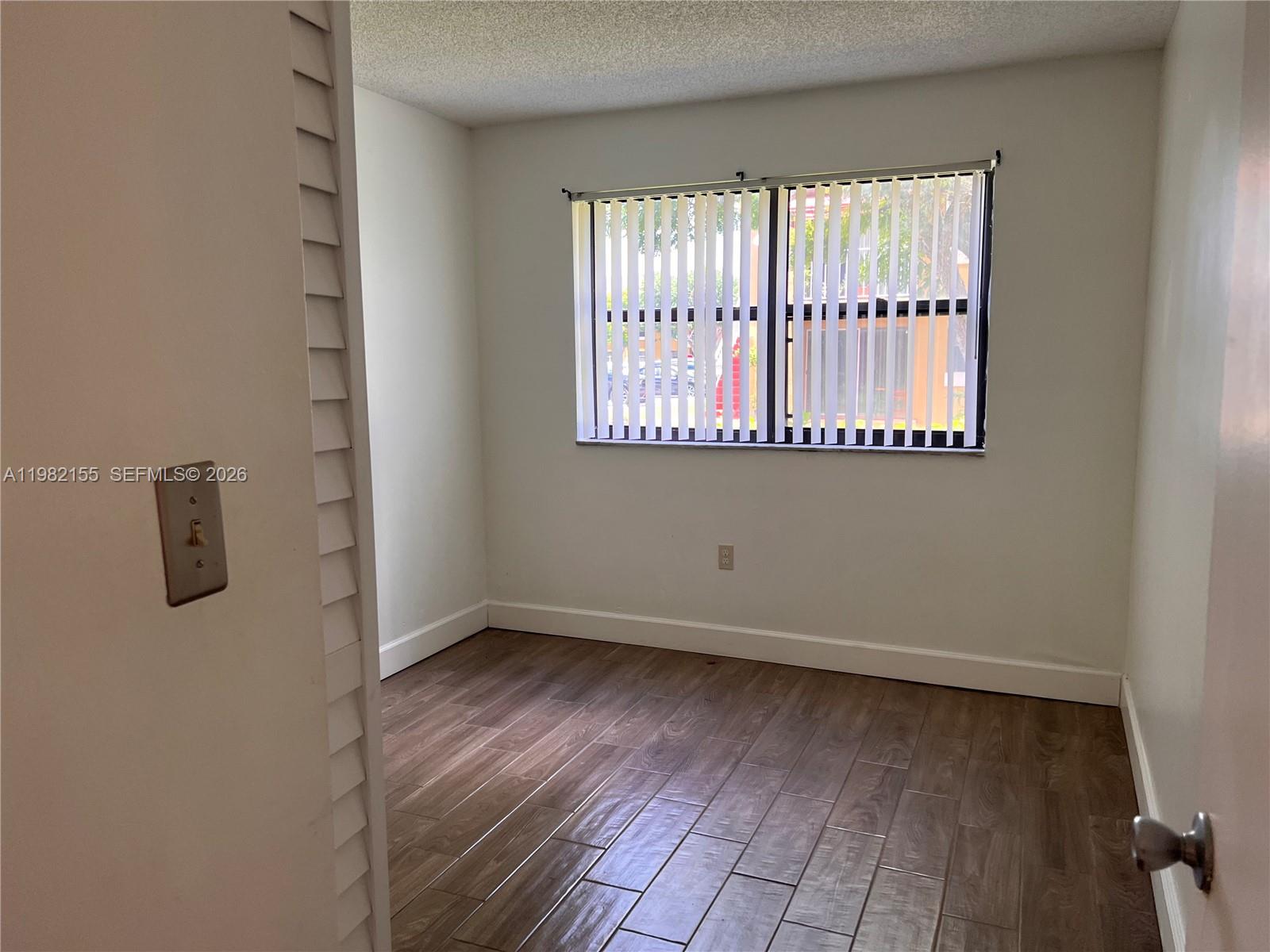 15610 SW 80th St #J-105 Miami, FL 33193