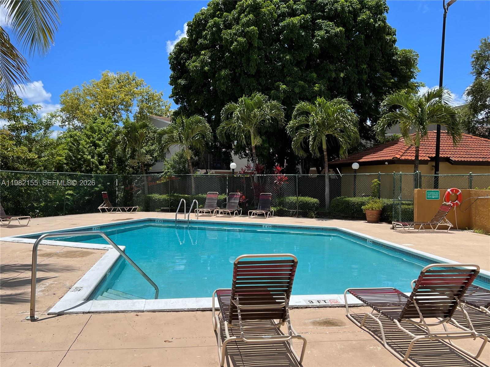 15610 SW 80th St #J-105 Miami, FL 33193