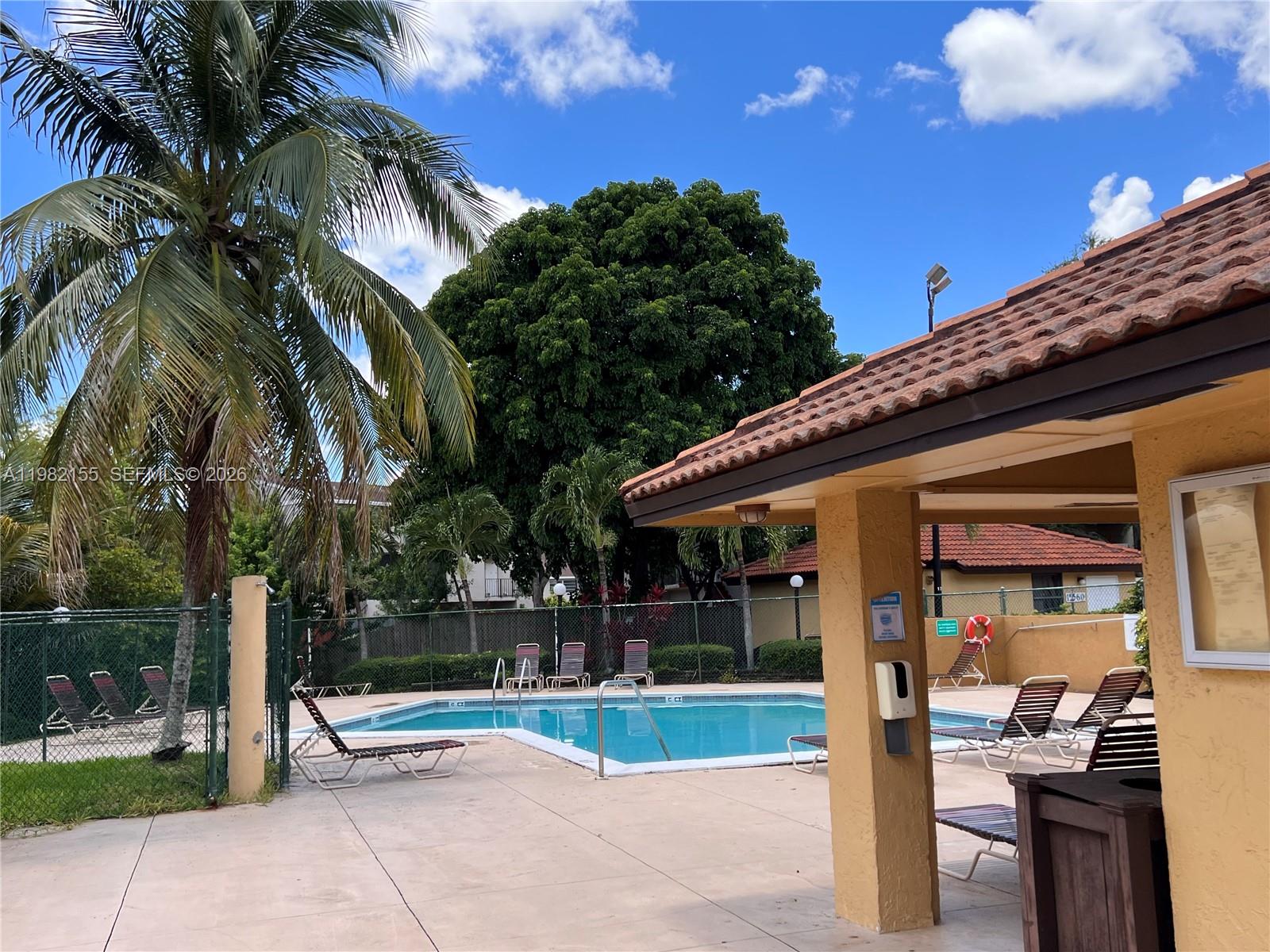 15610 SW 80th St #J-105 Miami, FL 33193