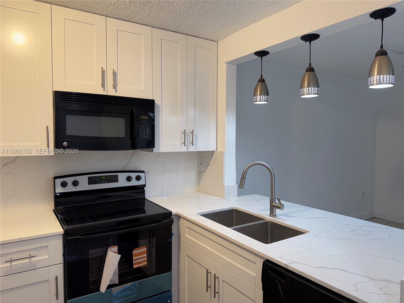 15610 SW 80th St #J-105 Miami, FL 33193