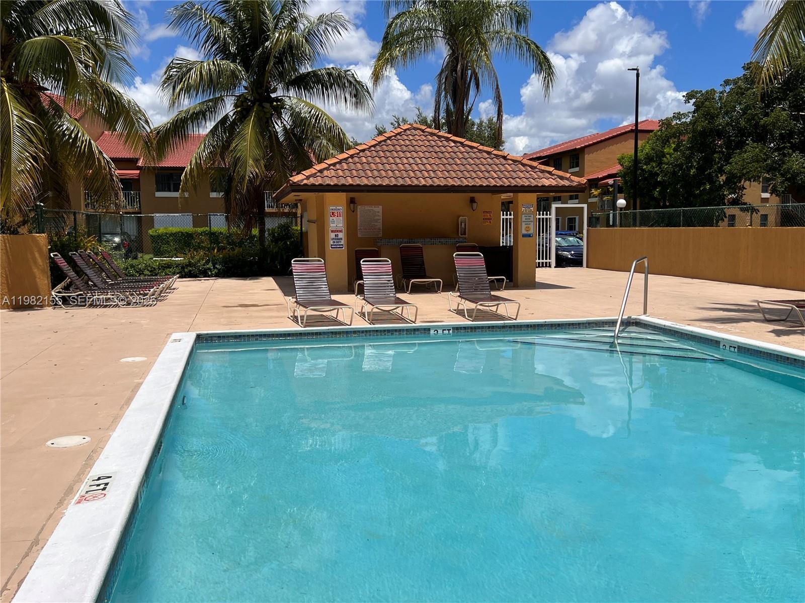 15610 SW 80th St #J-105 Miami, FL 33193