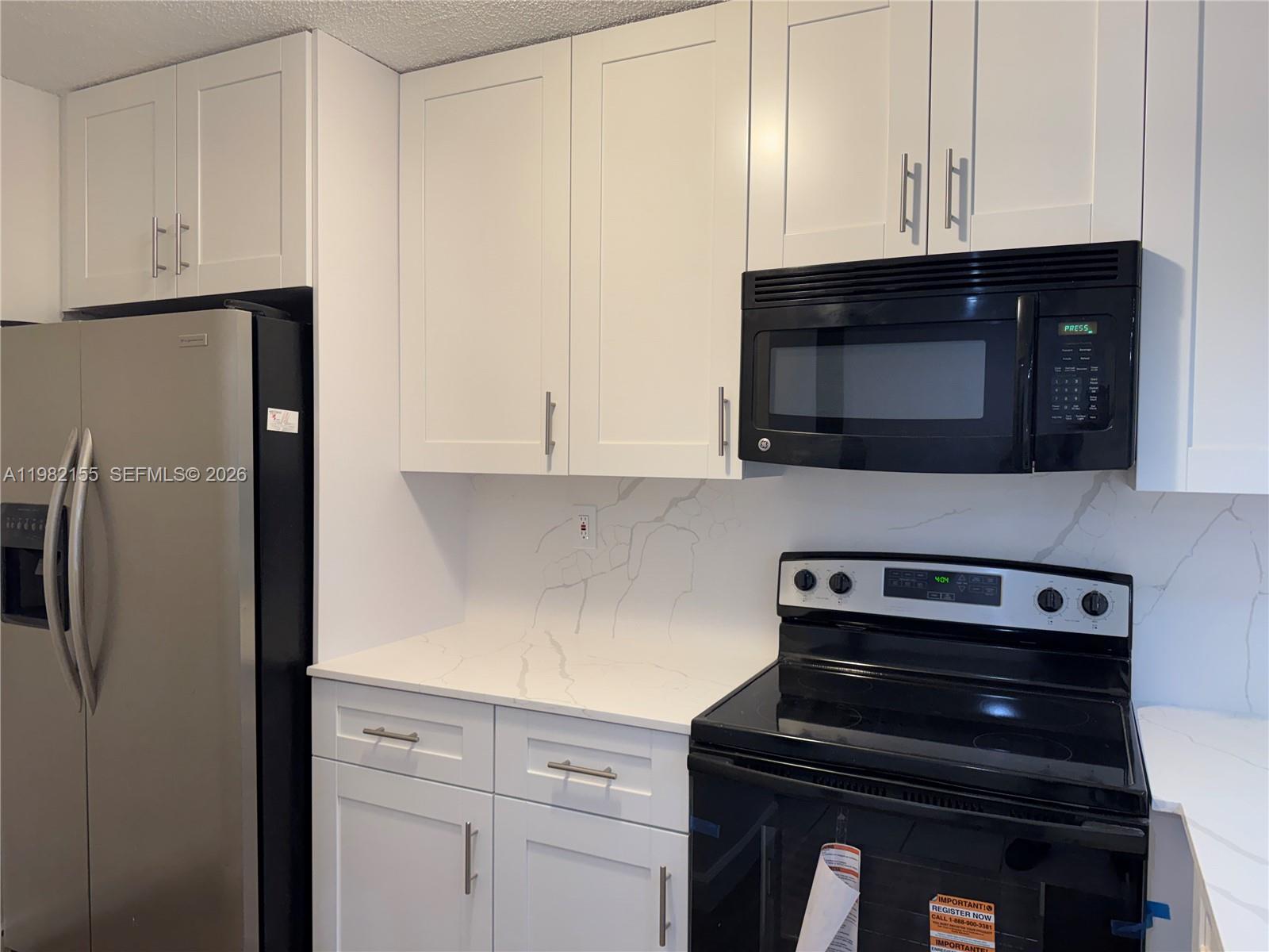 15610 SW 80th St #J-105 Miami, FL 33193