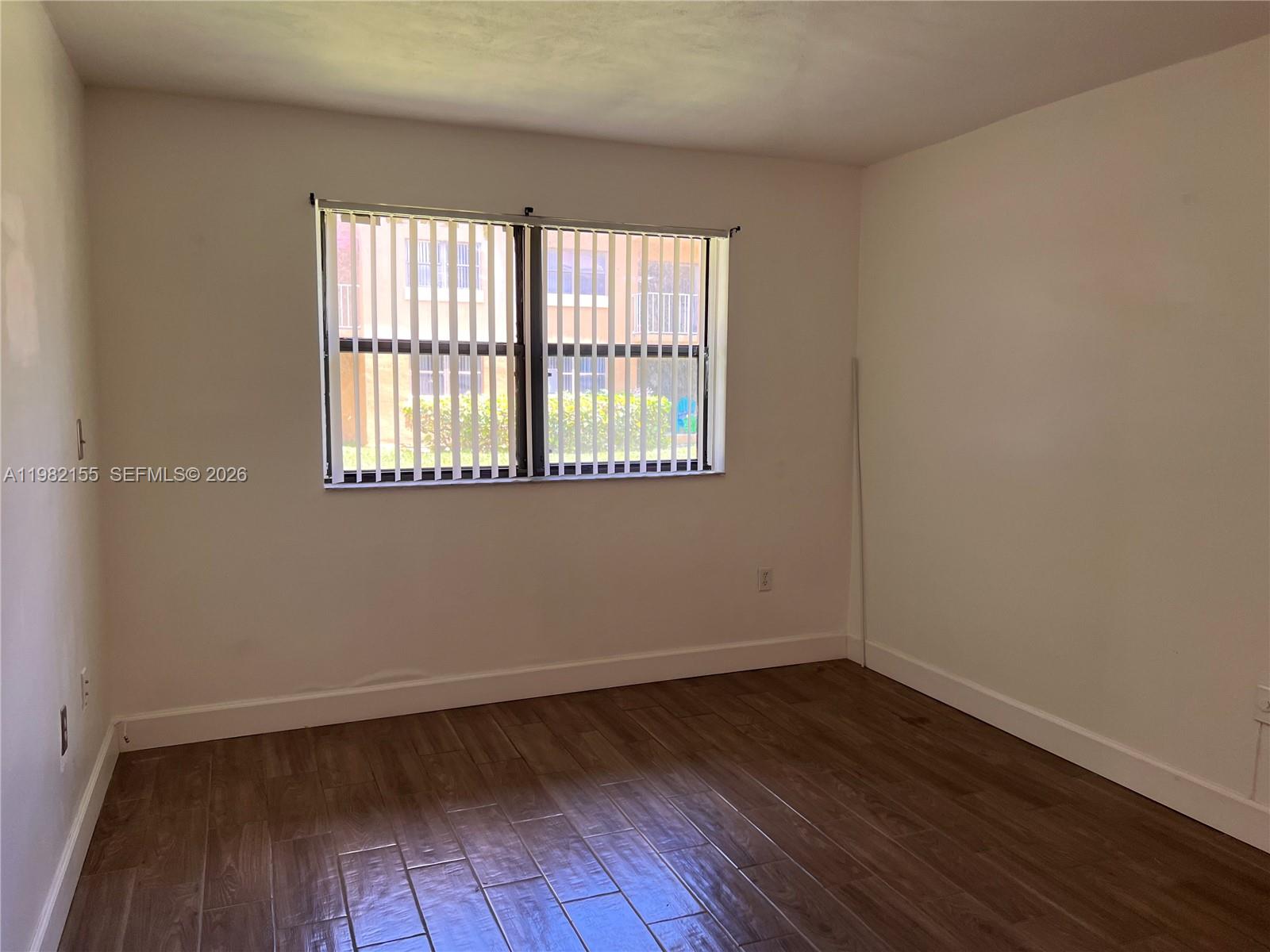 15610 SW 80th St #J-105 Miami, FL 33193