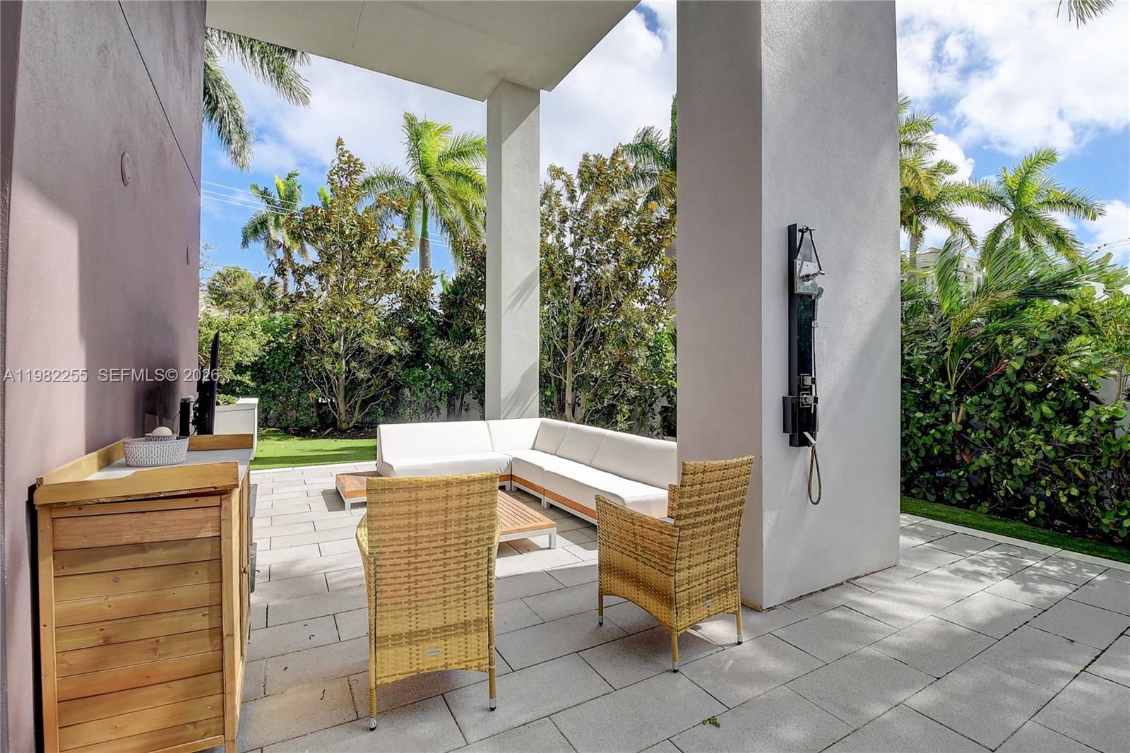 155 E Boca Raton Rd #TH1 Boca Raton, FL 33432