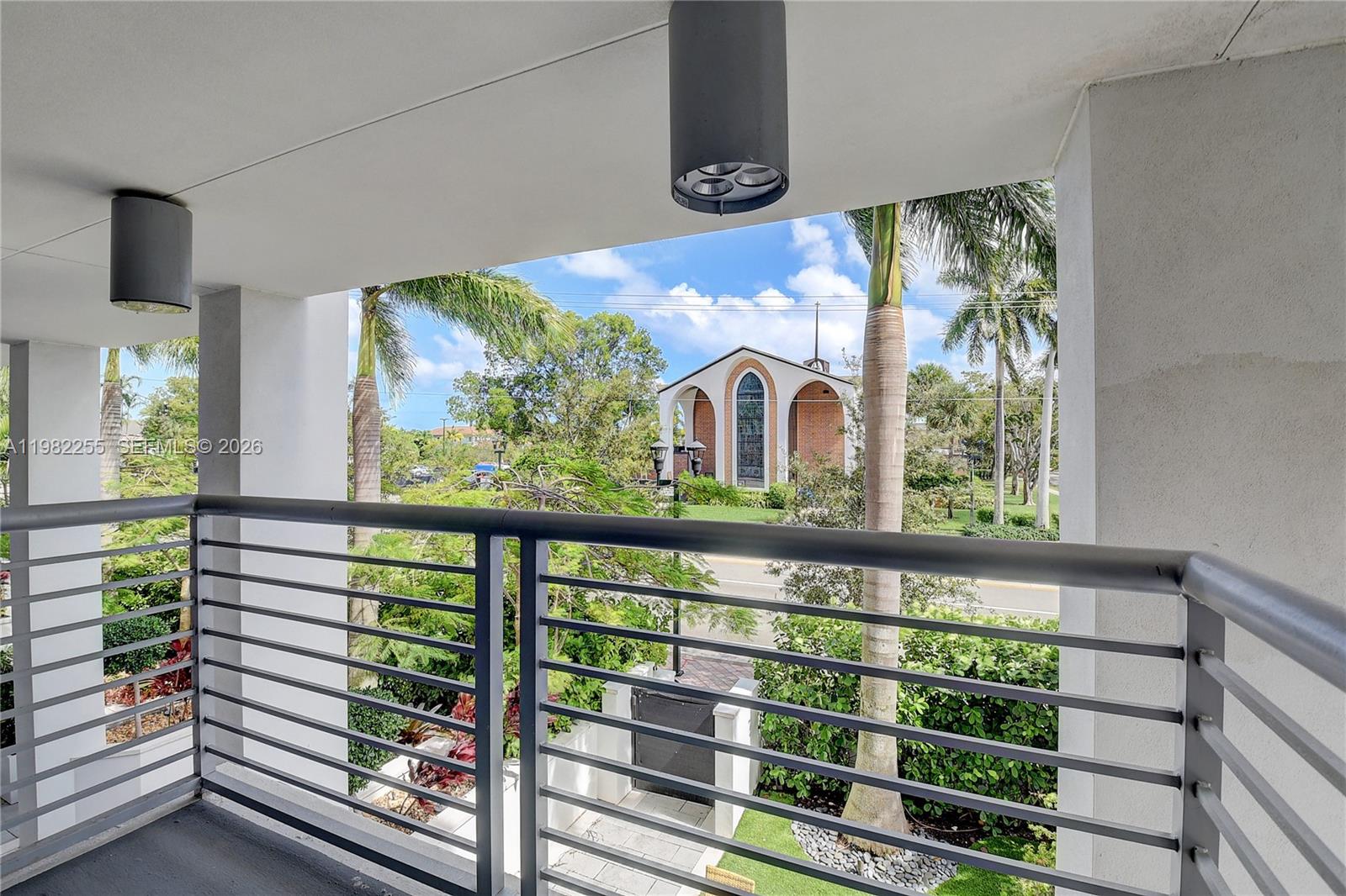 155 E Boca Raton Rd #TH1 Boca Raton, FL 33432