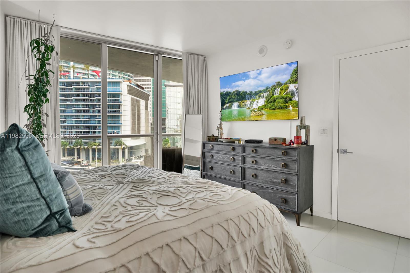 image Icon Brickell I19