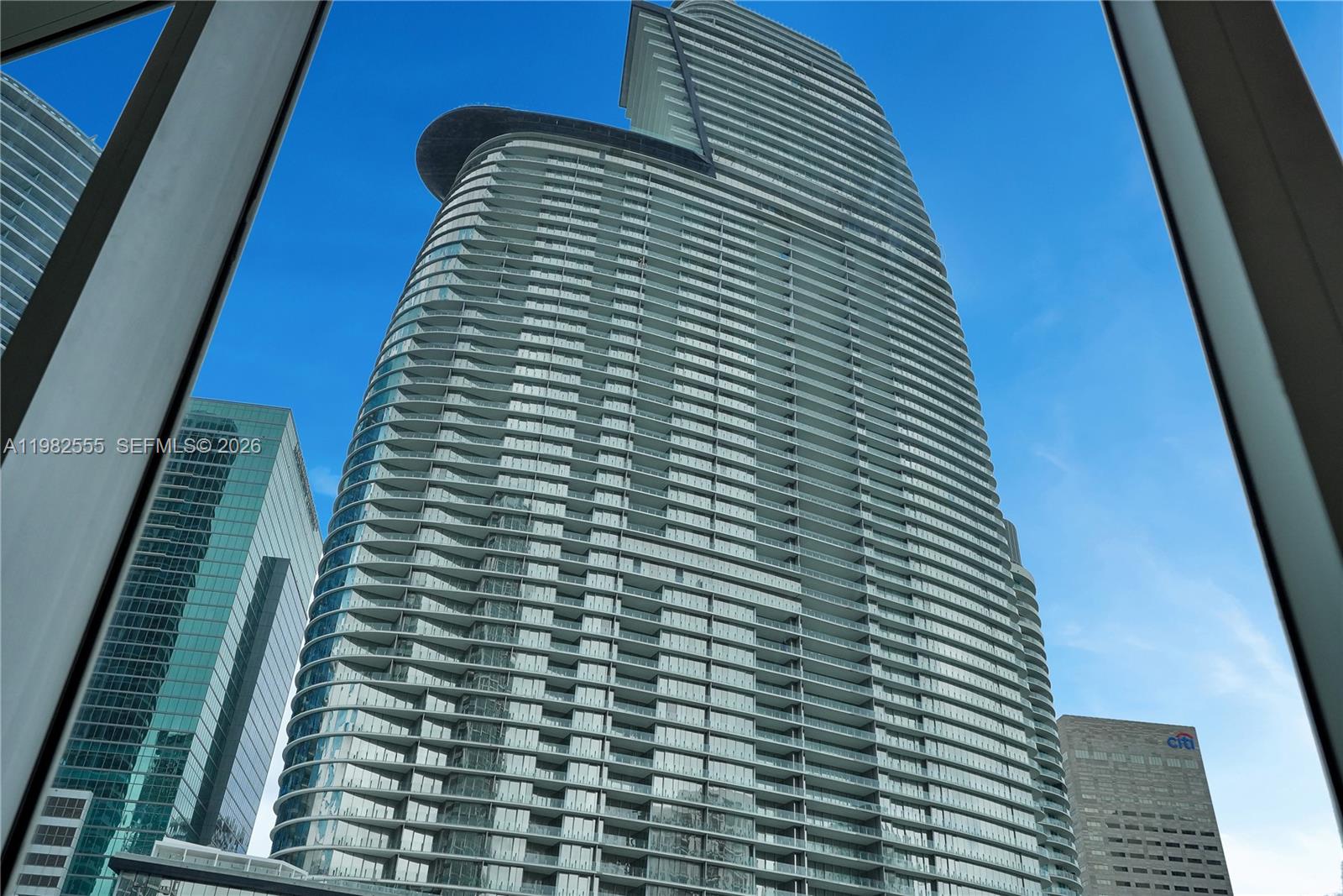image Icon Brickell I23