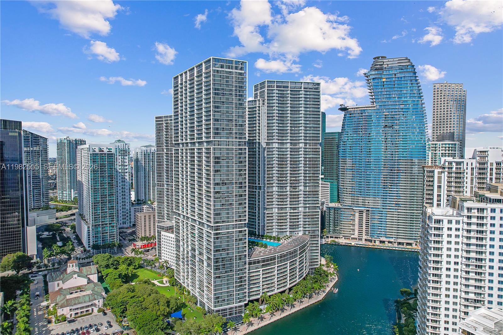 image Icon Brickell I26
