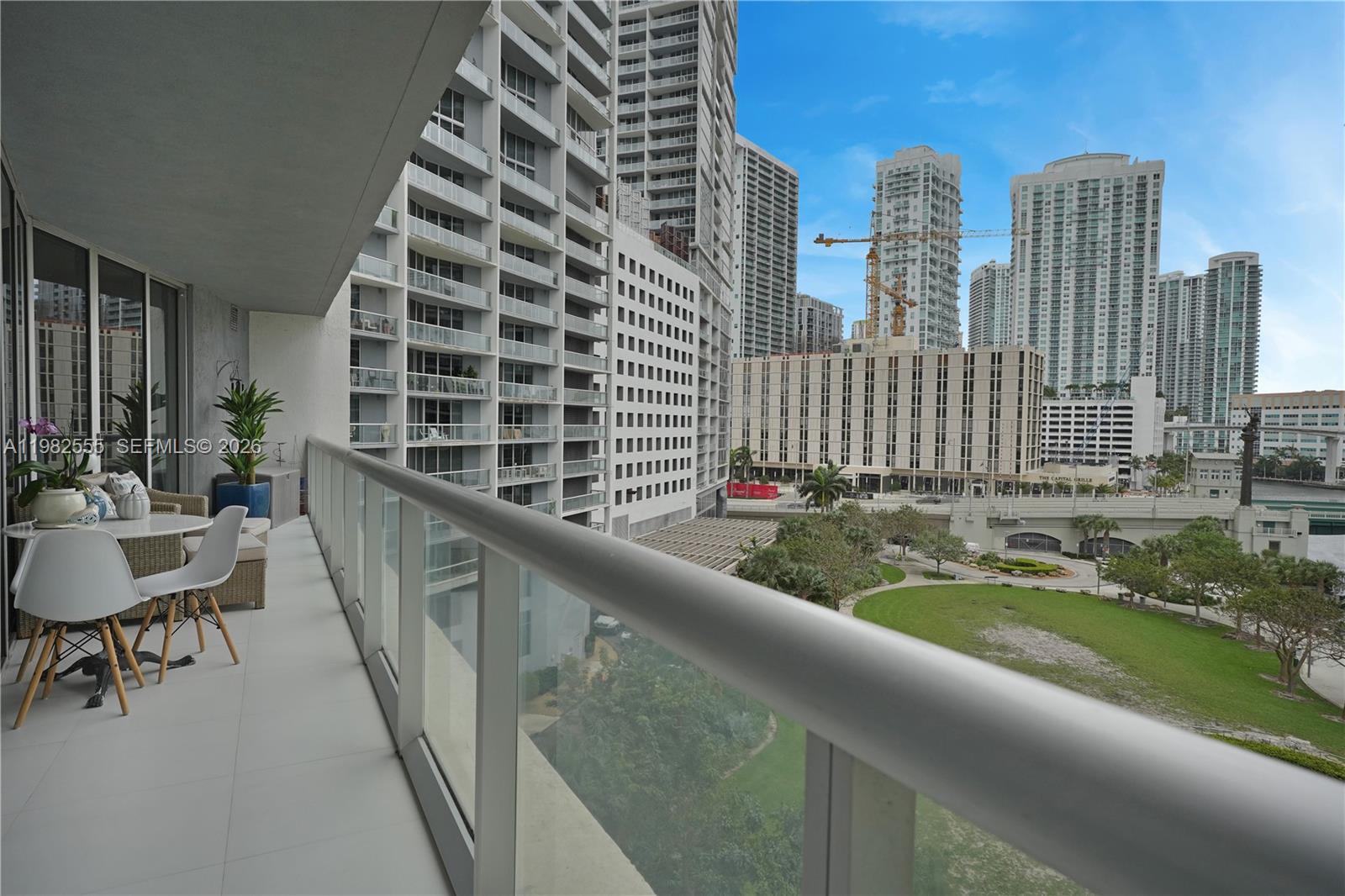image Icon Brickell I27