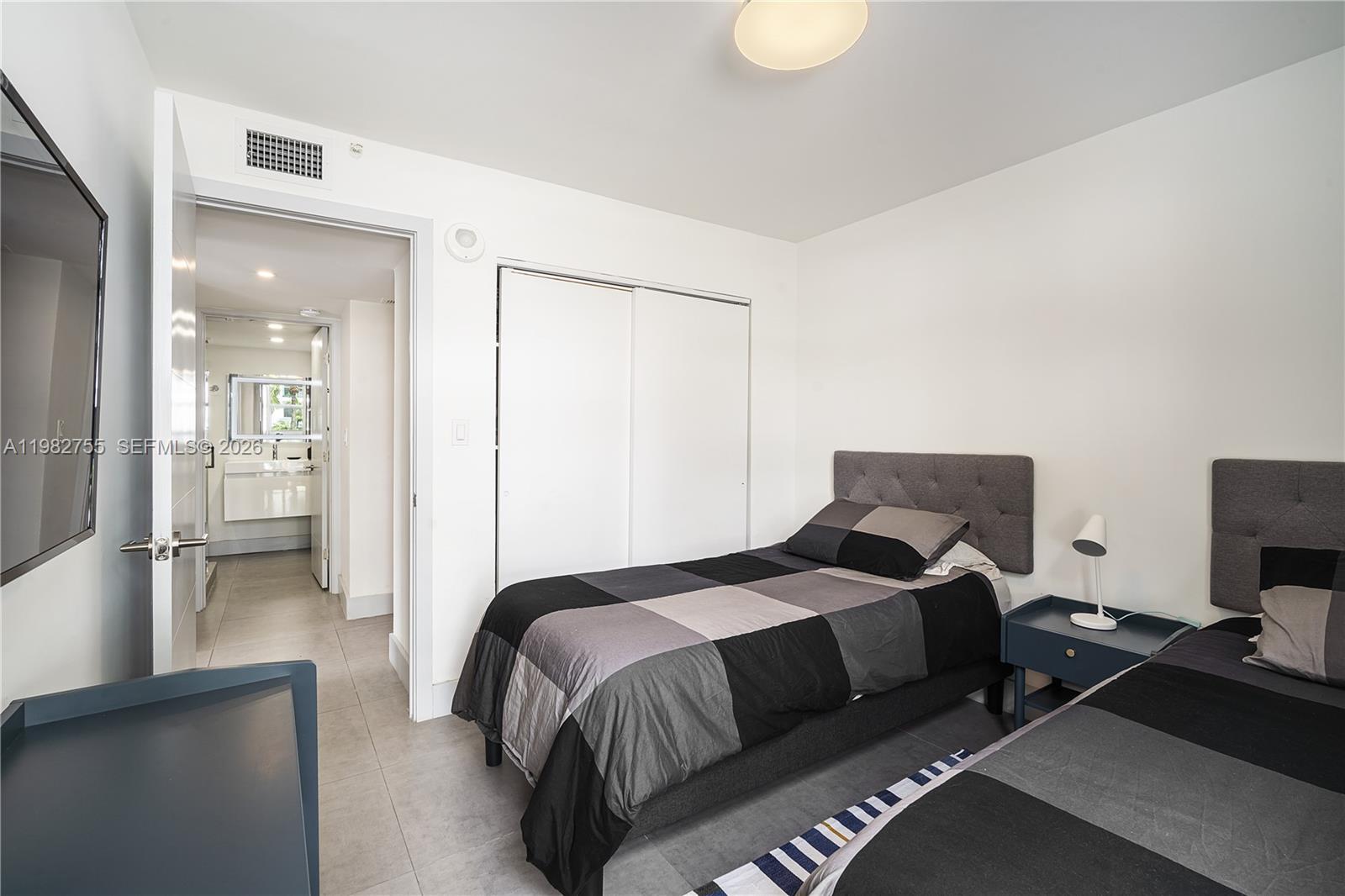 1035 West Ave #201 Miami Beach, FL 33139