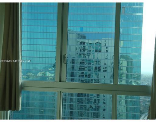 300 S Biscayne #2611 Miami, FL 33131