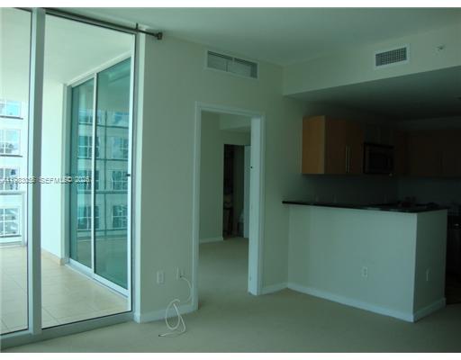 300 S Biscayne #2611 Miami, FL 33131