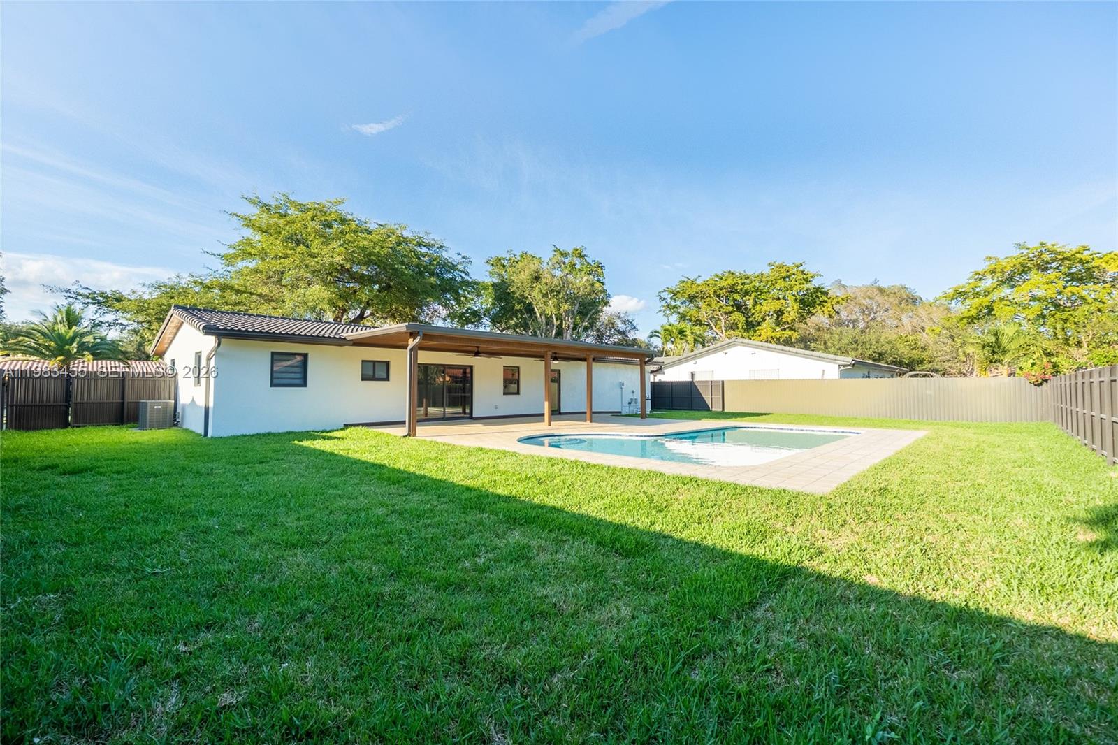 14515 Mahogany Ct Miami Lakes, FL 33014