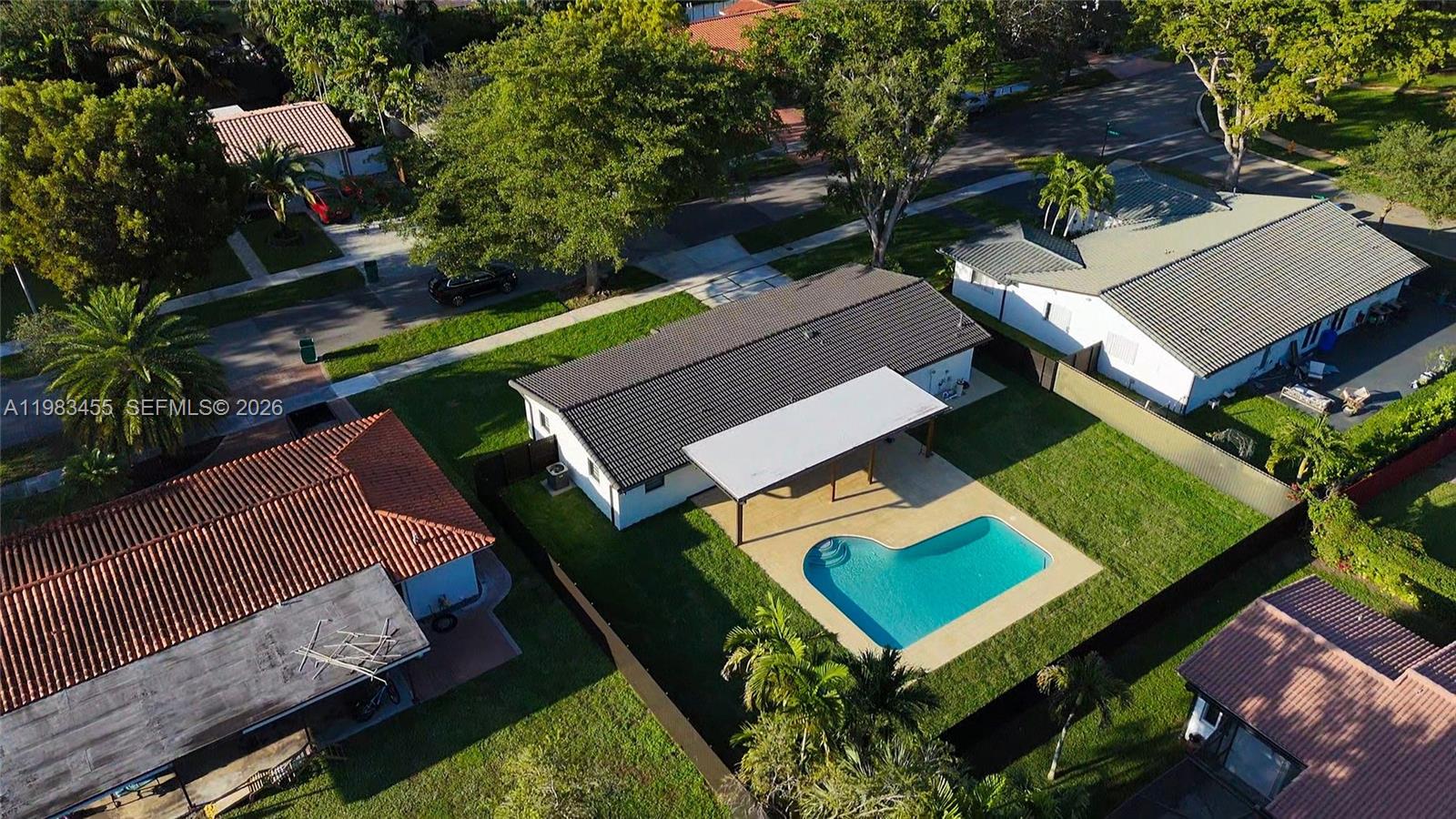 14515 Mahogany Ct Miami Lakes, FL 33014