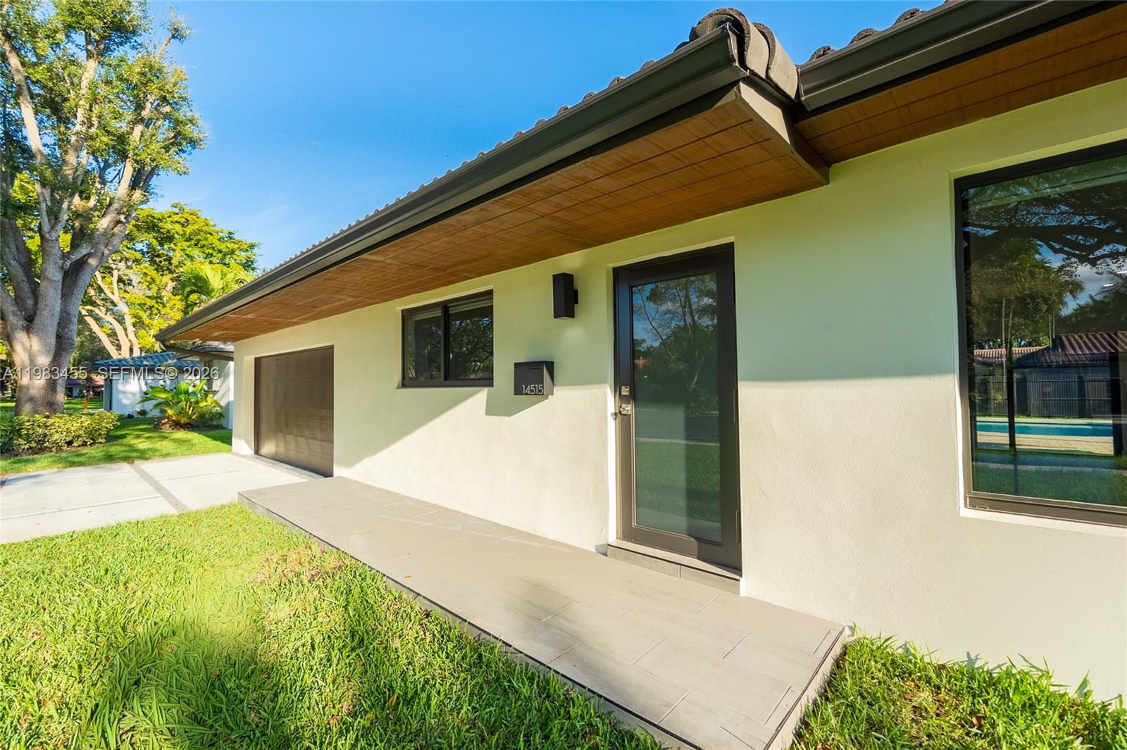 14515 Mahogany Ct Miami Lakes, FL 33014