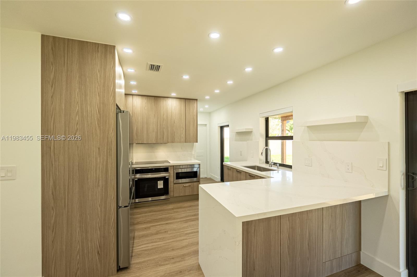 14515 Mahogany Ct Miami Lakes, FL 33014