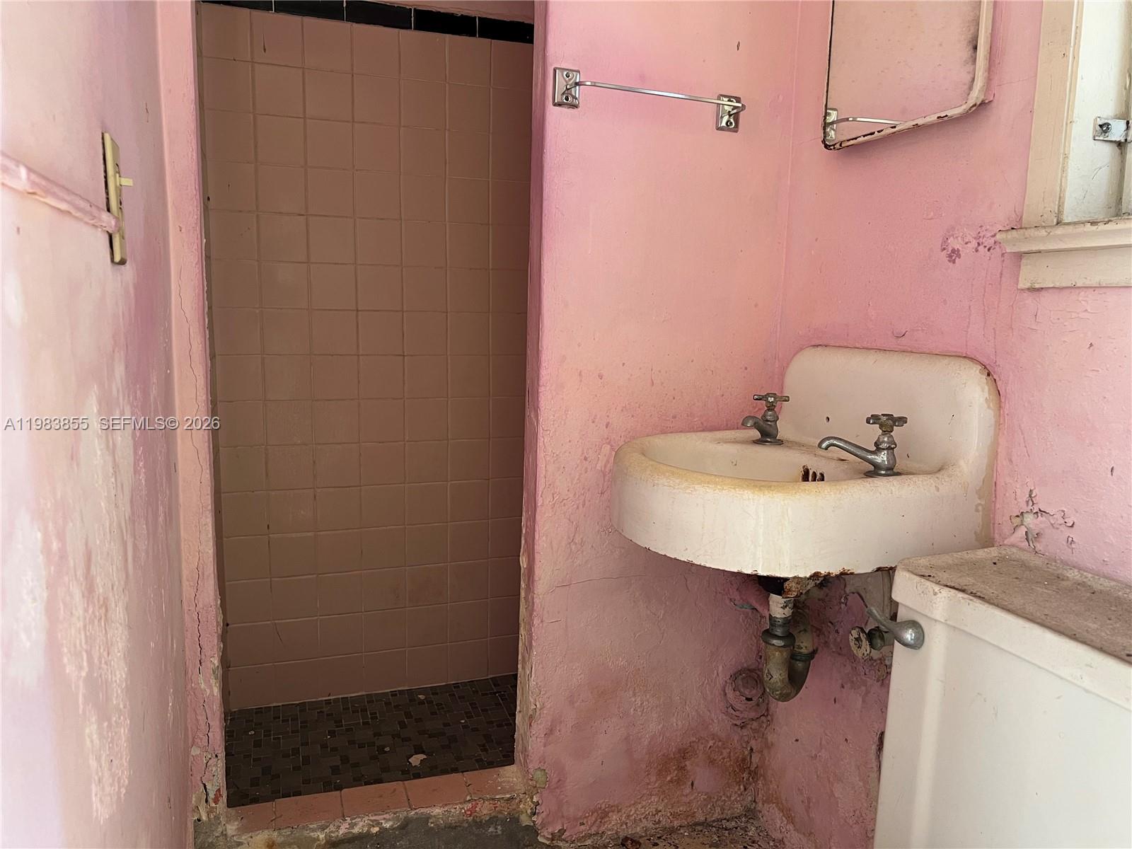 4420 SW 3rd St Miami, FL 33134