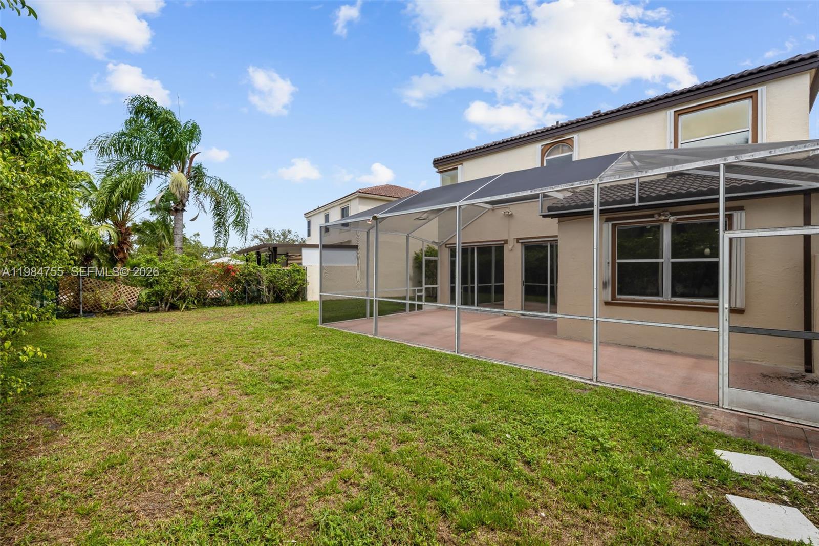 1392 NW 159th Ln Pembroke Pines, FL 33028