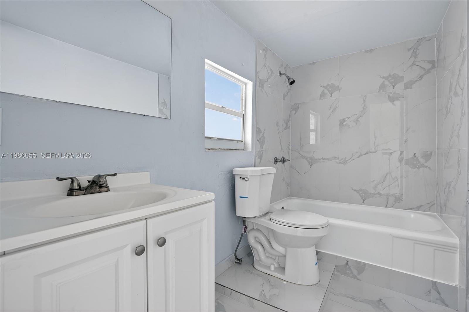 767 NW 35th St Miami, FL 33127