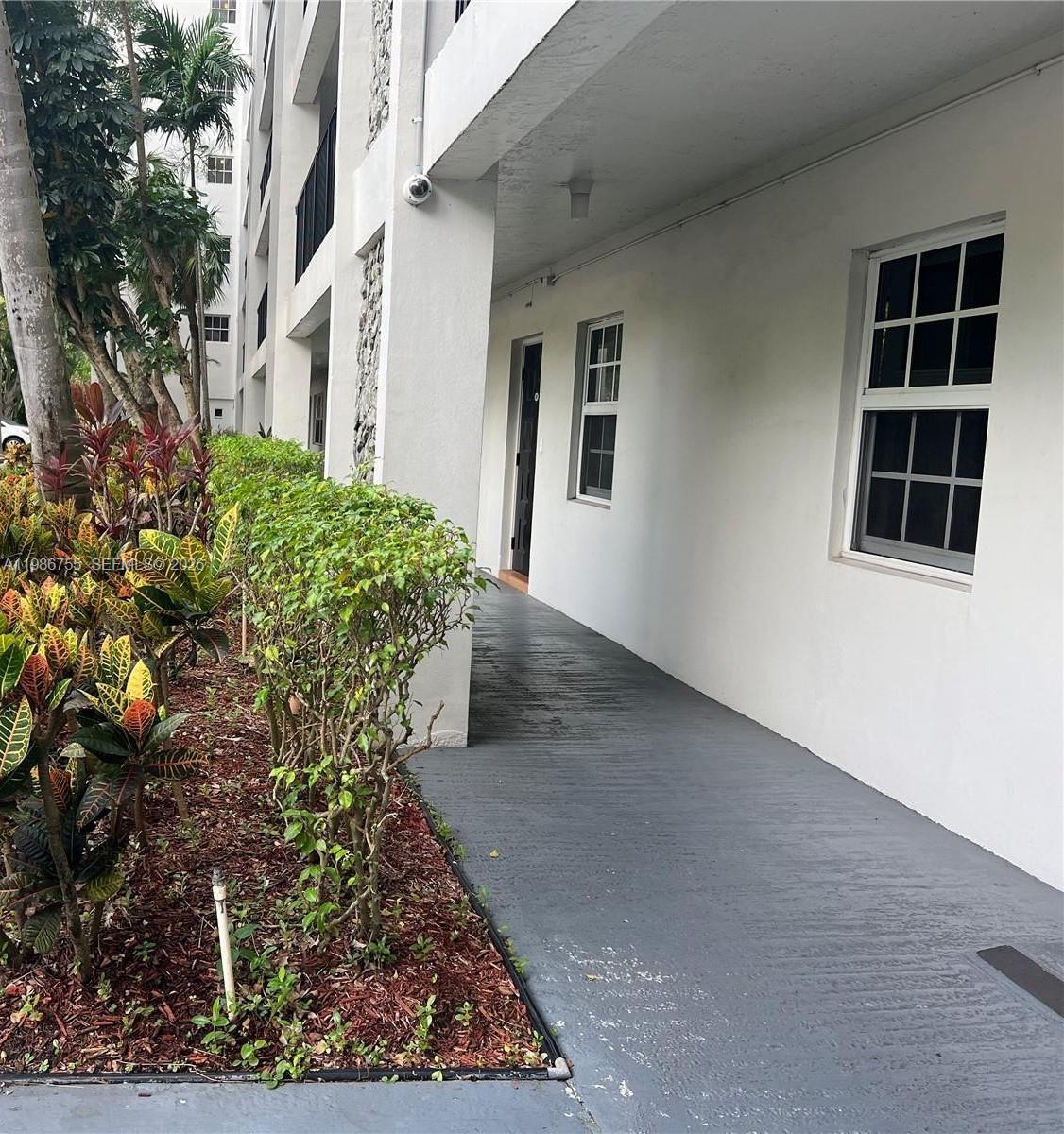 2900 N Course Dr #107