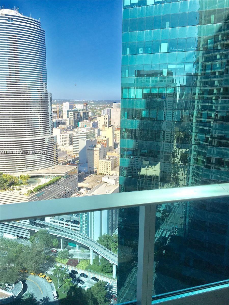 200 Biscayne Blvd Way #3712 Miami, FL 33131