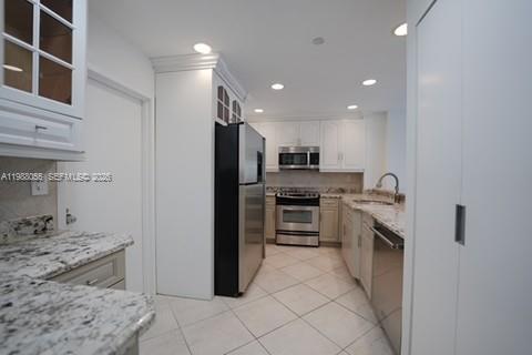 151 Crandon Blvd #320 Key Biscayne, FL 33149