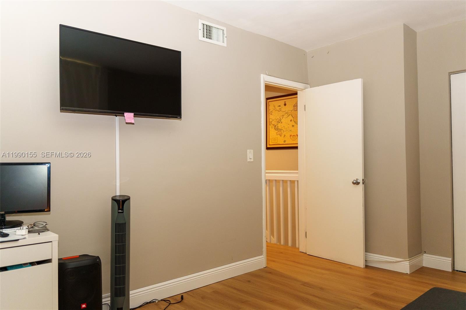 14234 NE 3rd Ct #11C Miami, FL 33161