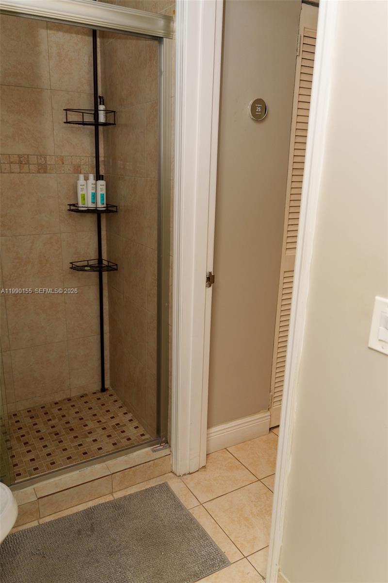 14234 NE 3rd Ct #11C Miami, FL 33161