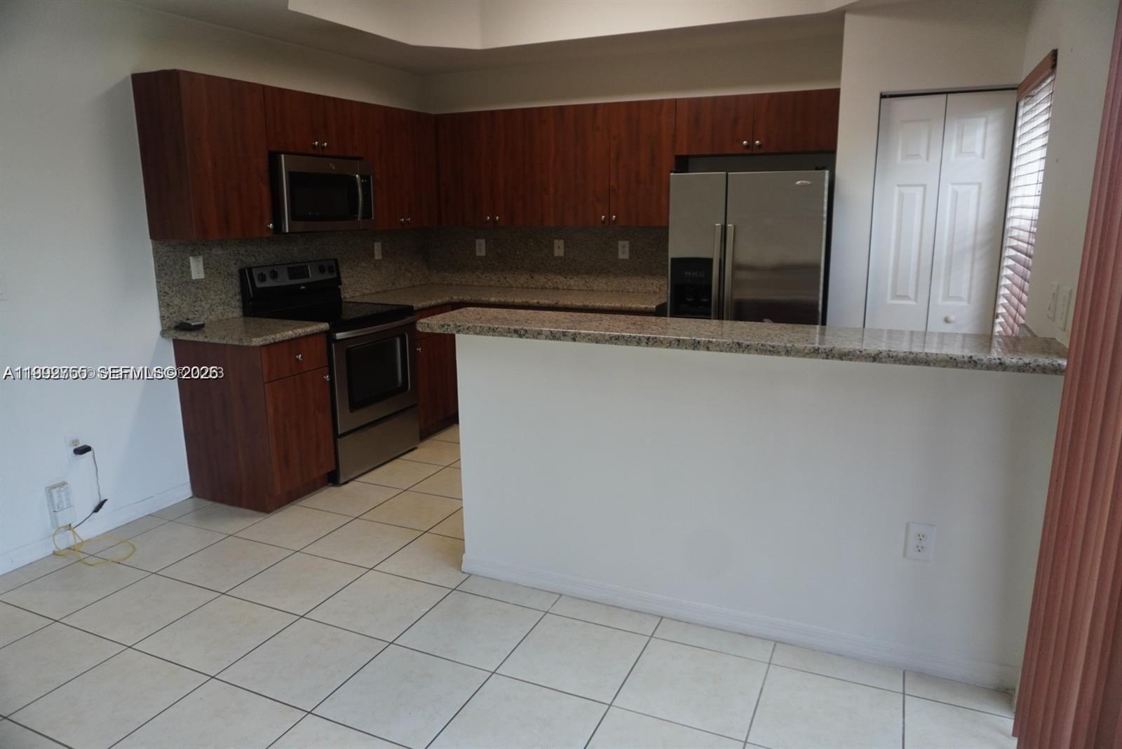 1083 SW 160th Ave #1206 Pembroke Pines, FL 33027