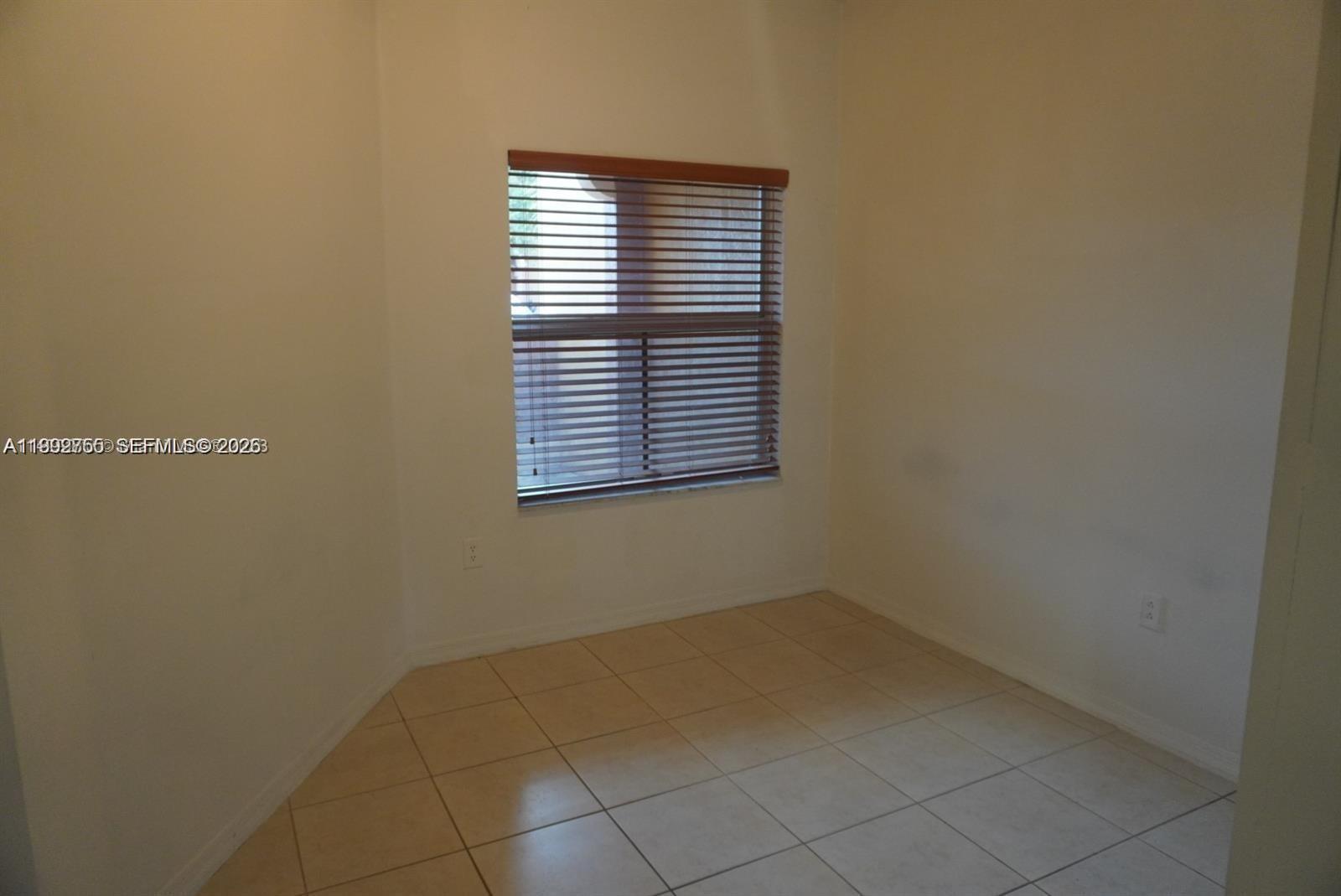 1083 SW 160th Ave #1206 Pembroke Pines, FL 33027