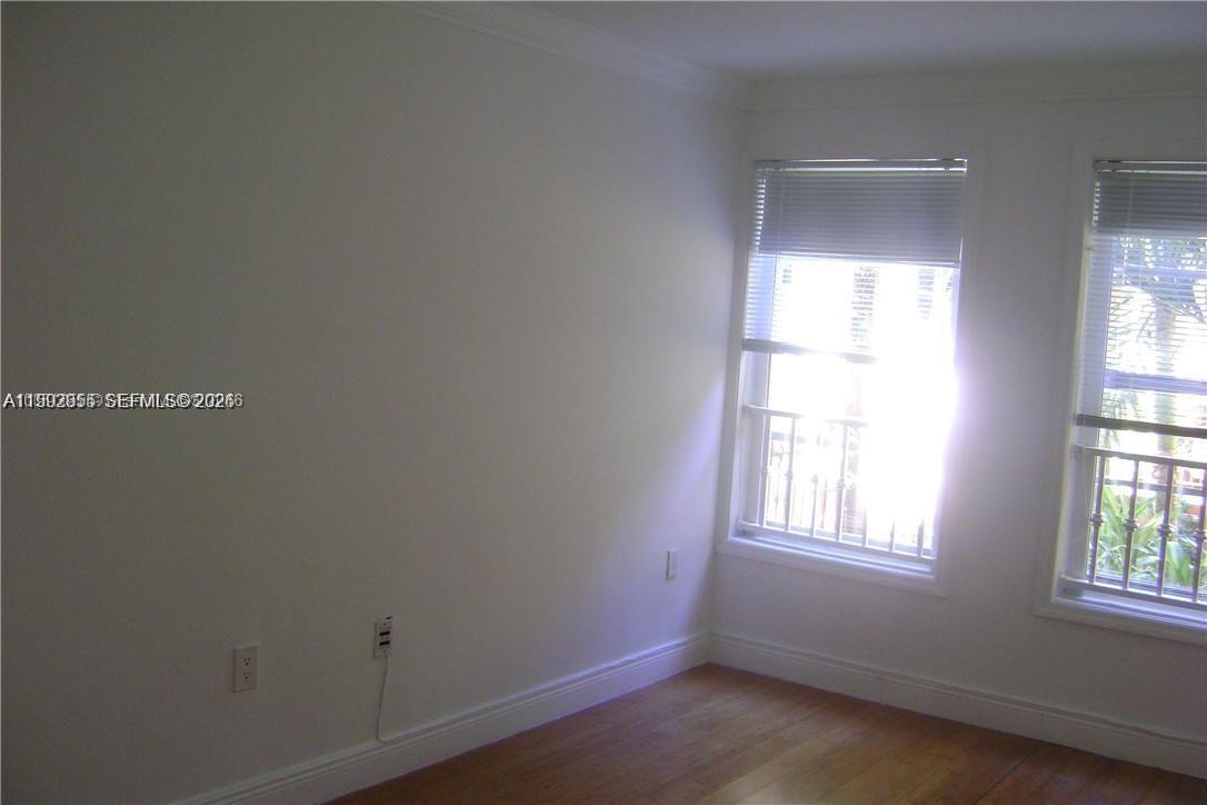 4812 Pine Tree Dr #201 Miami Beach, FL 33140