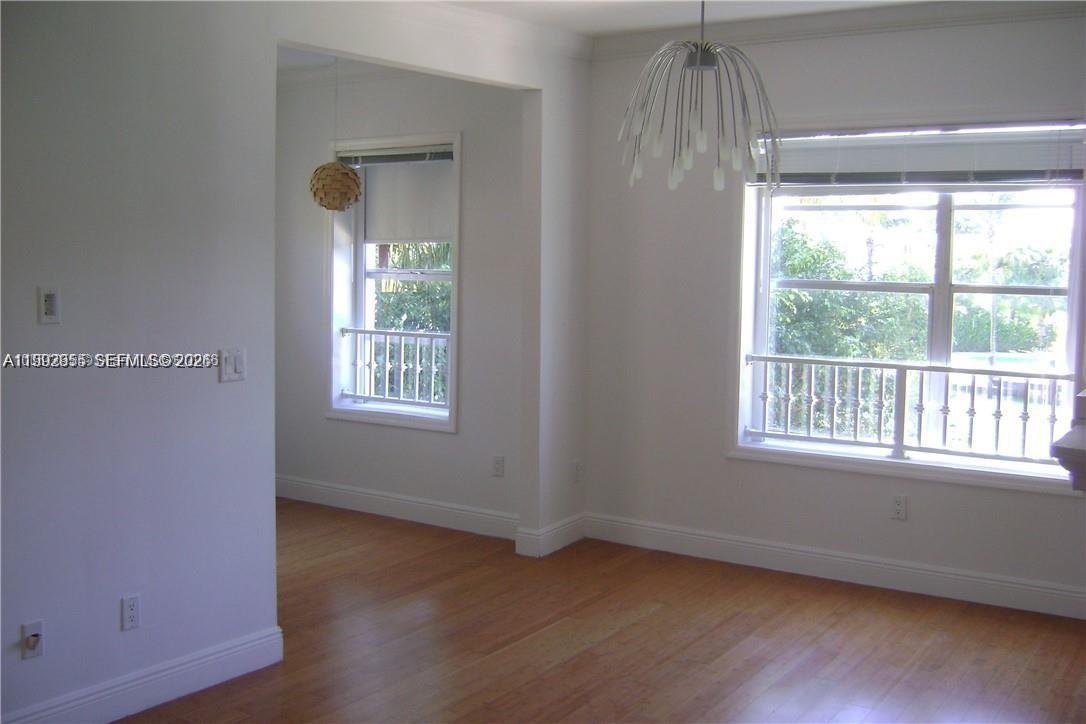 4812 Pine Tree Dr #201 Miami Beach, FL 33140