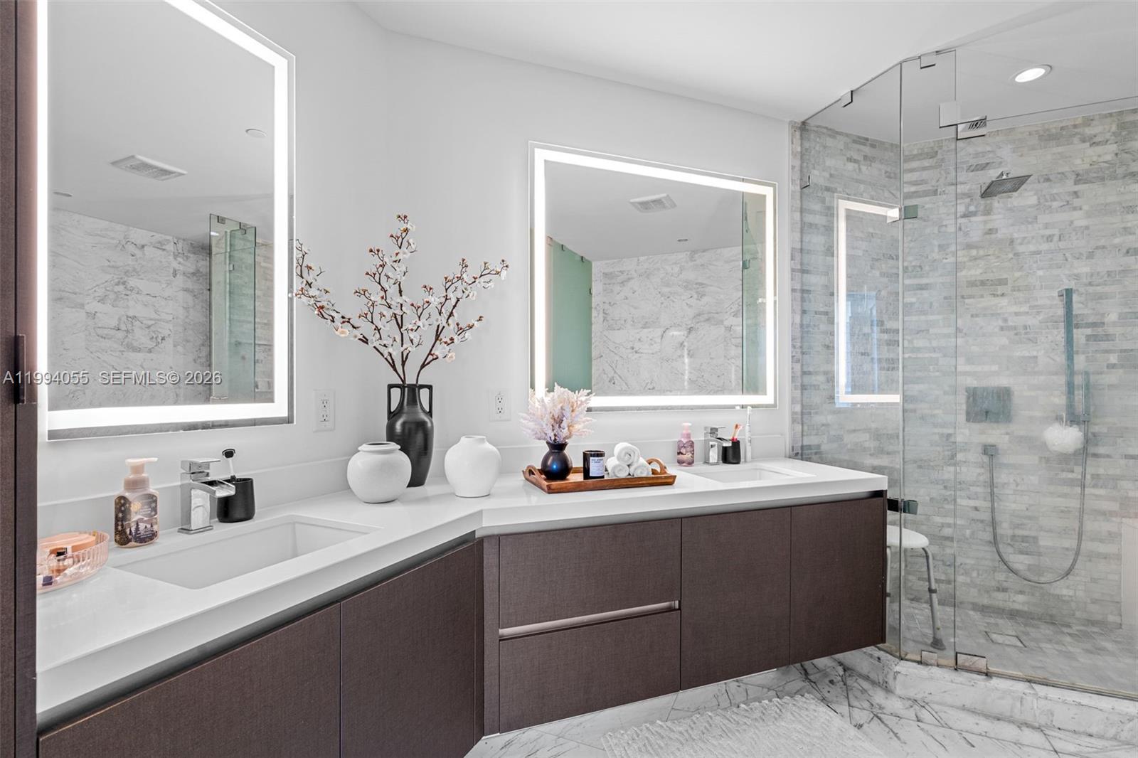 851 NE 1st Ave #1205 Miami, FL 33132