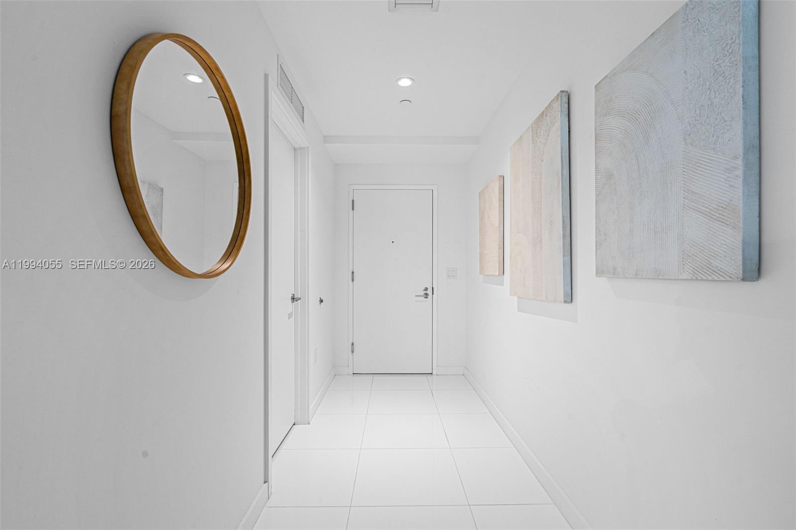 851 NE 1st Ave #1205 Miami, FL 33132