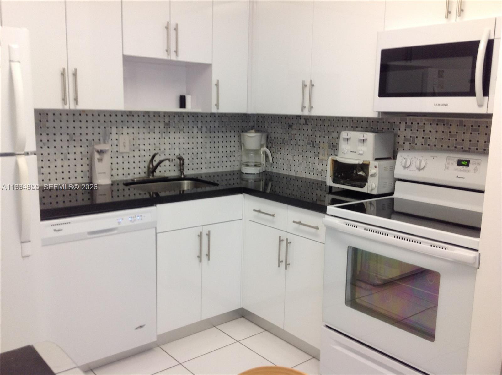 5151 Collins Ave #1119 Miami Beach, FL 33140