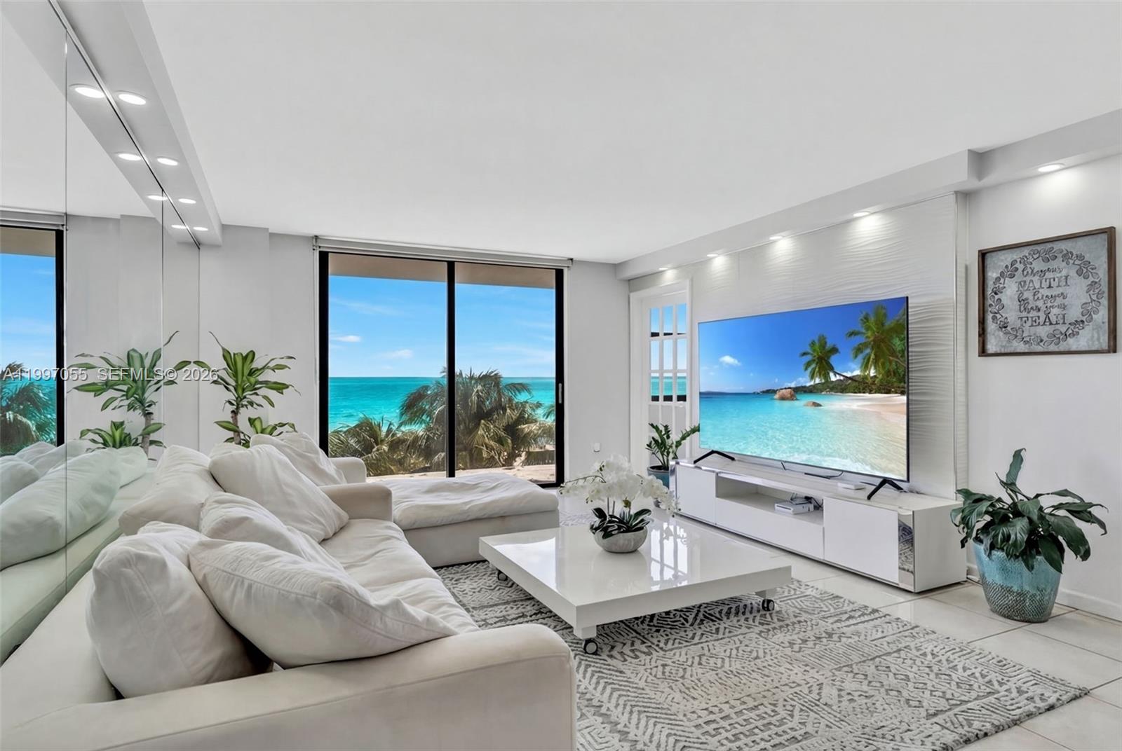 6061 Collins Ave #5F Miami Beach, FL 33140