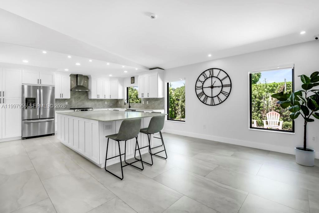 8611 SW 82nd Ter Miami, FL 33143