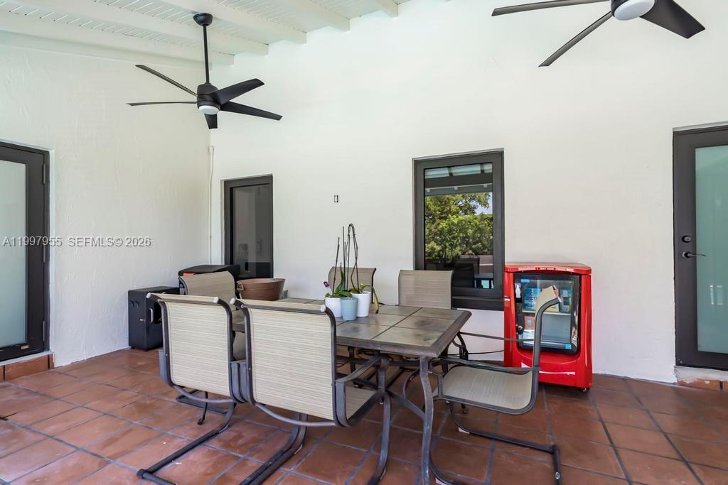 8611 SW 82nd Ter Miami, FL 33143