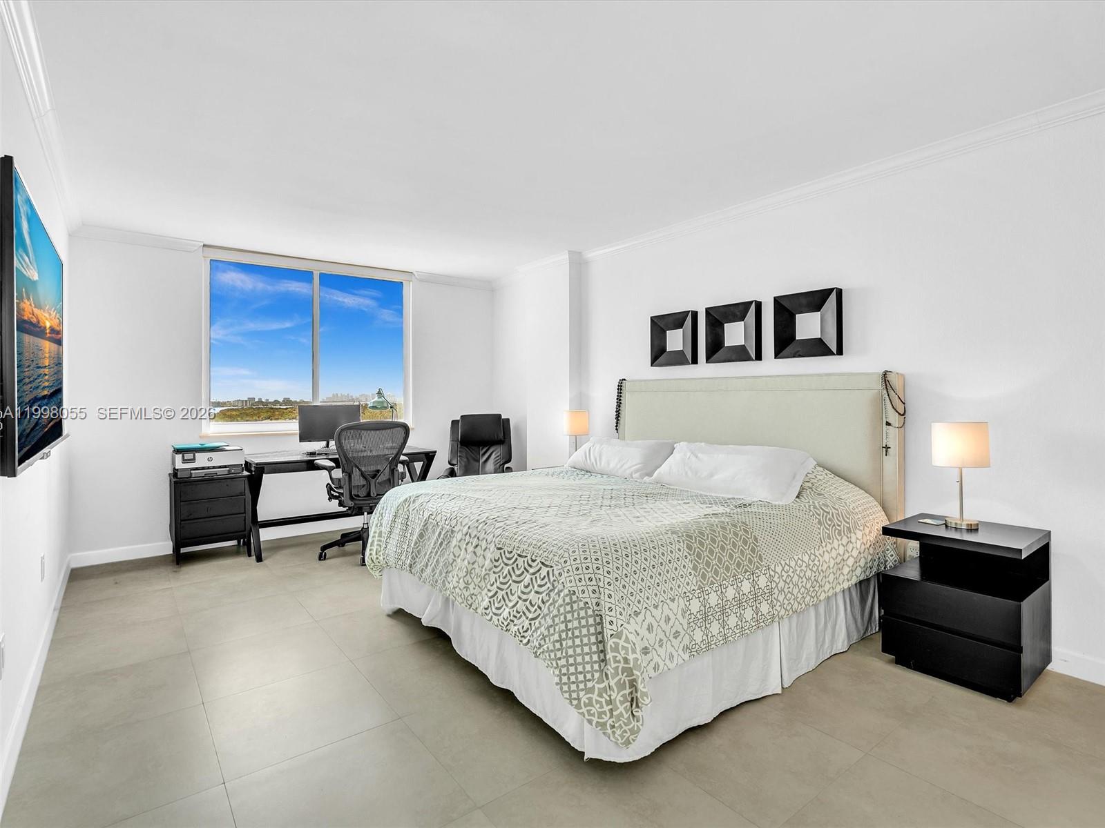 image Arlen House West18