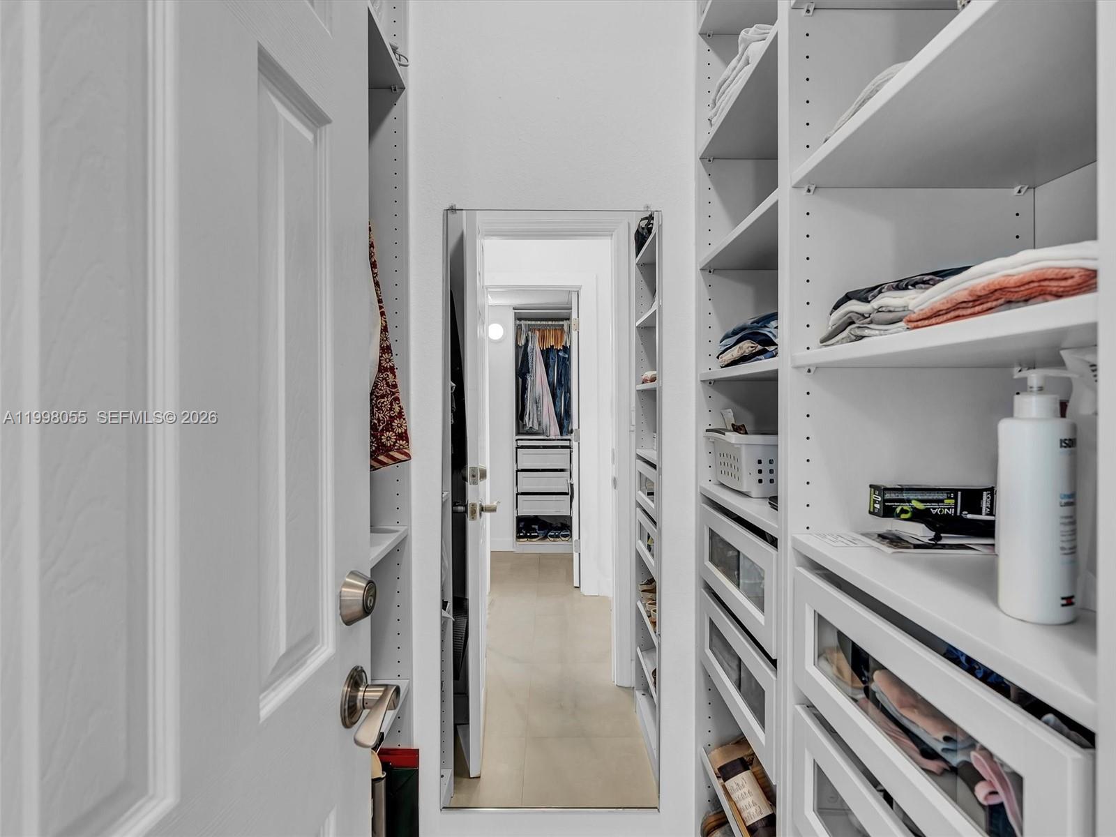 image Arlen House West22