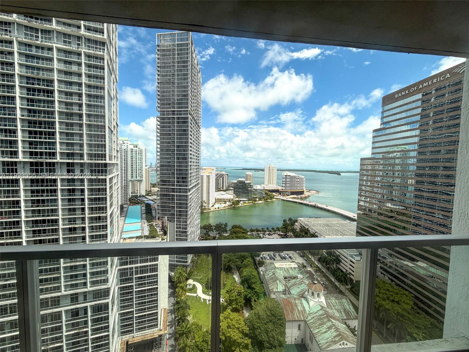 image 500 Brickell East4