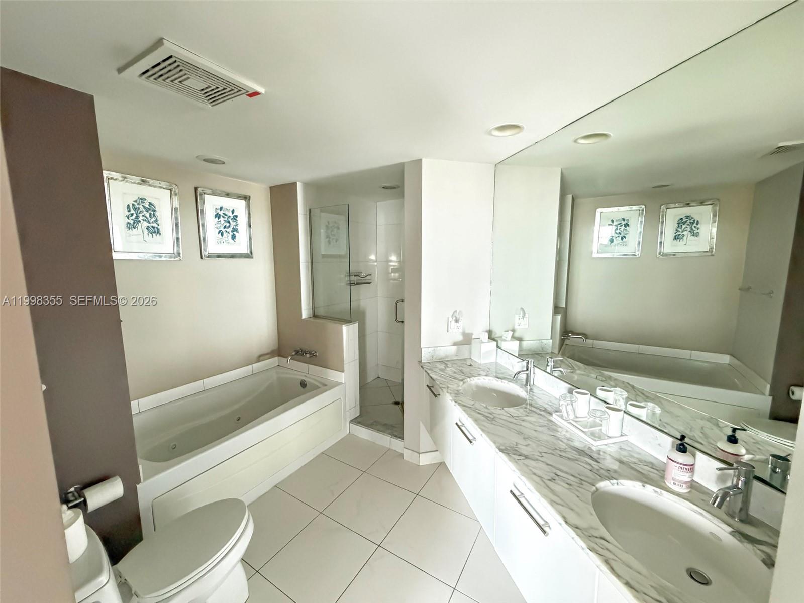 image 500 Brickell East5